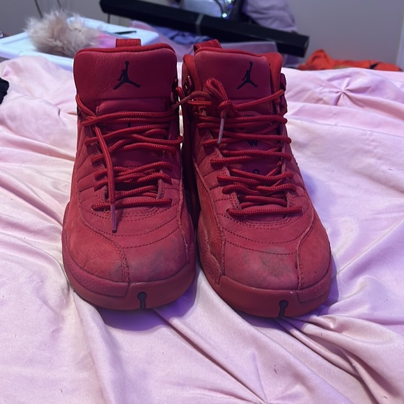 Jordan 12 Retros Gym Red (Slightly Used) $250 - Picture 2 of 7